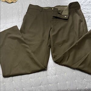 Men's Tailored Dress Pants in Black- Classic Business Style. Slim fit